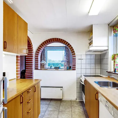 6 Person In Nyaraló Augustenborg