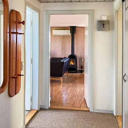 6 Person In Nyaraló